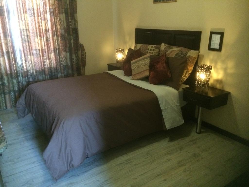 Auberge Guest Lodge Mbombela Стая снимка