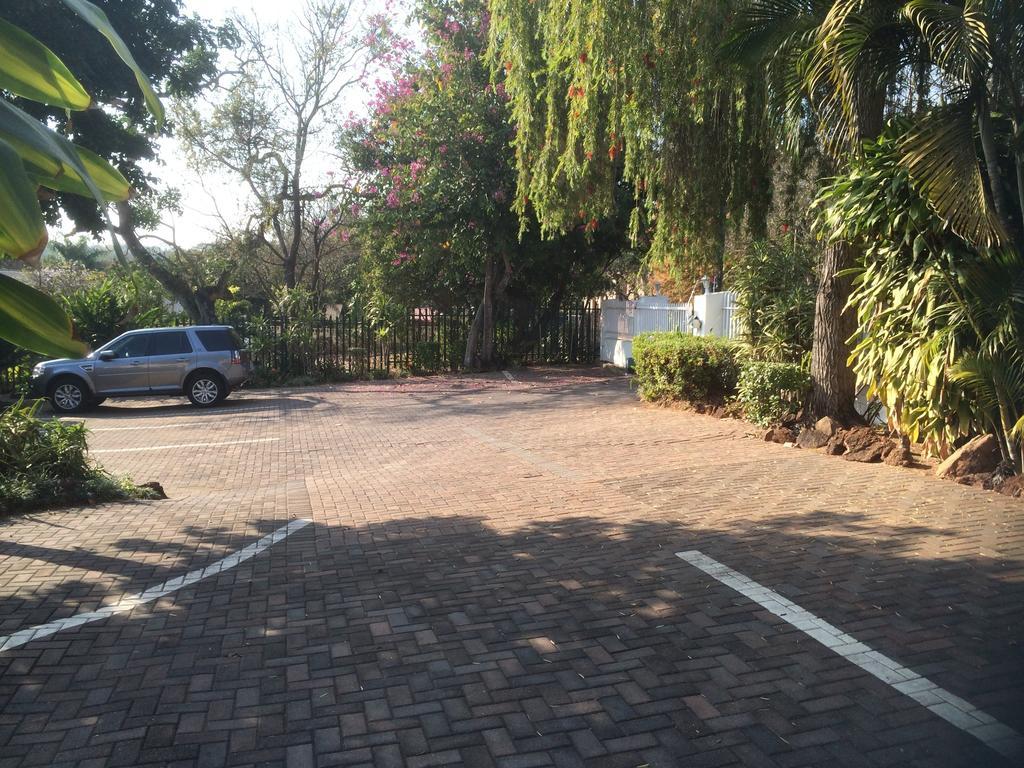 Auberge Guest Lodge Mbombela Екстериор снимка